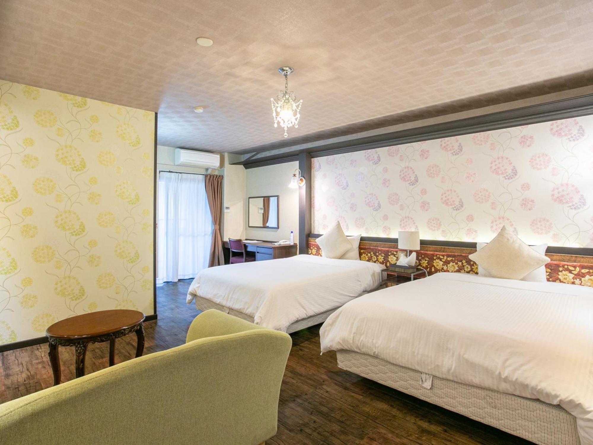 Yufuin Besso Shikisai Hotel Room photo