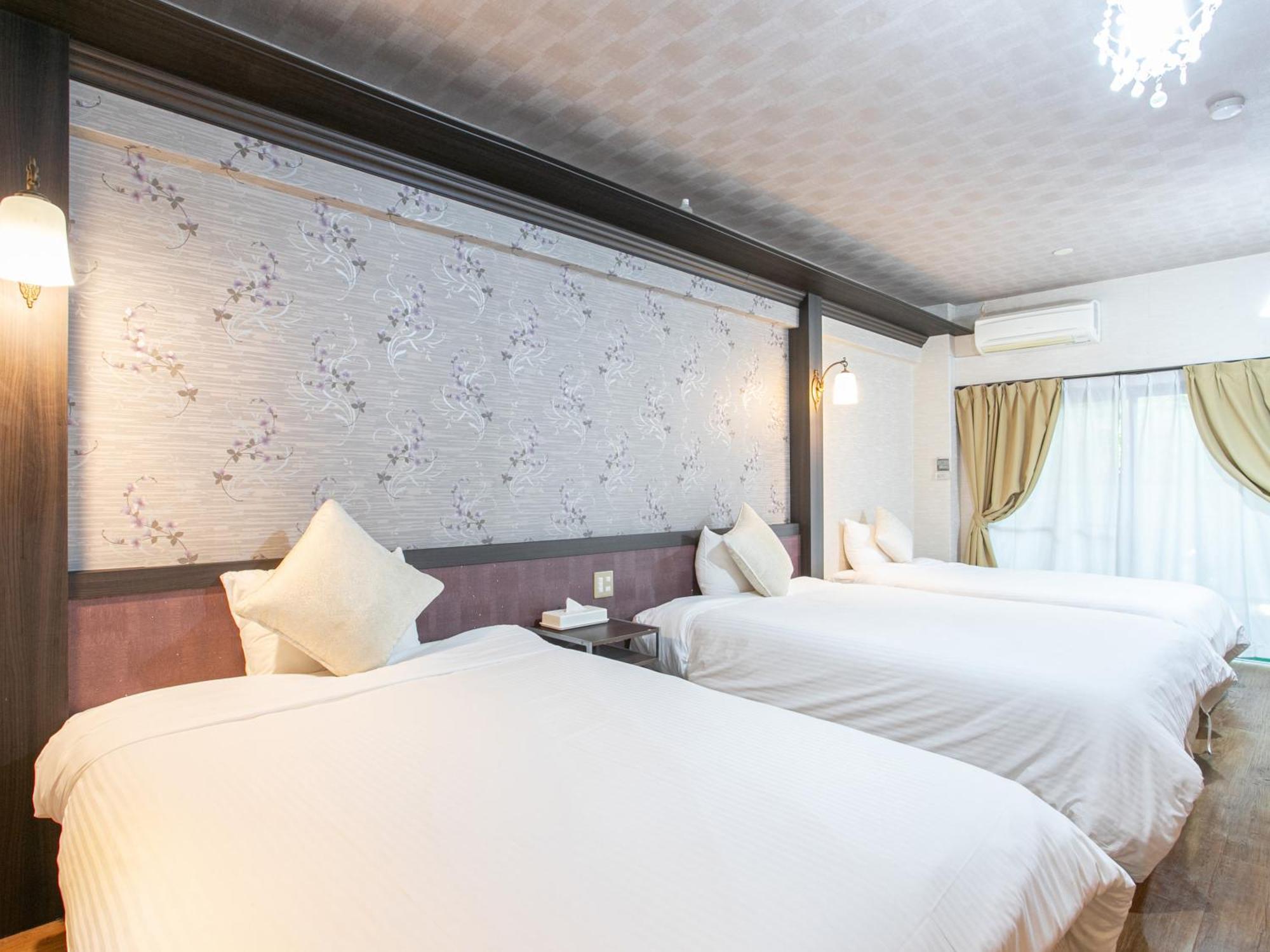 Yufuin Besso Shikisai Hotel Room photo